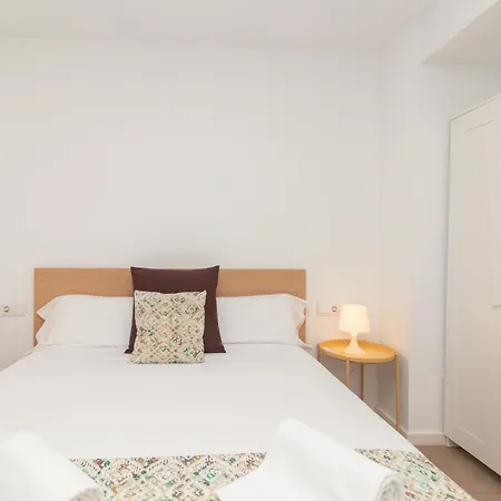 Bet - Abastos Aparthotel Valenza