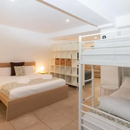 Bet - Abastos Aparthotel 2*